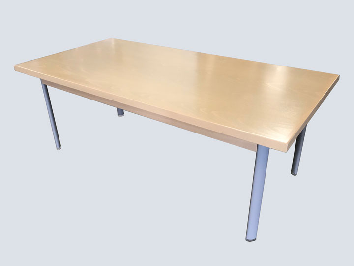 Coffee-Table---High-End---Light-Wood